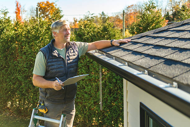 Professional Roofing technician working in Saugatuck, CT